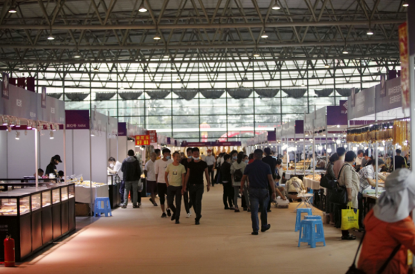 昆明石博會(huì)在昆明國際會(huì)展中心舉辦 展會(huì)新聞 第2張